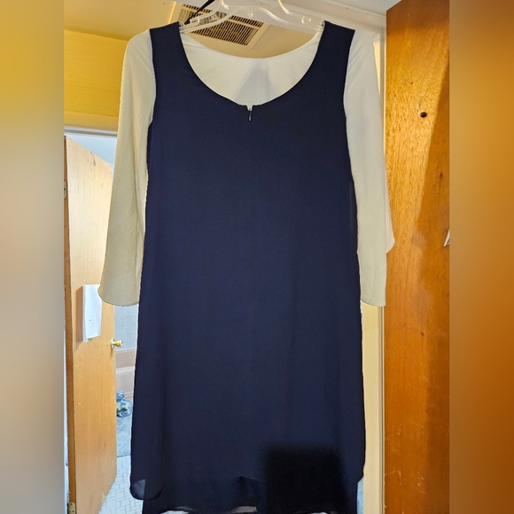 Never worn dress barn dress - Picture 2 of 3